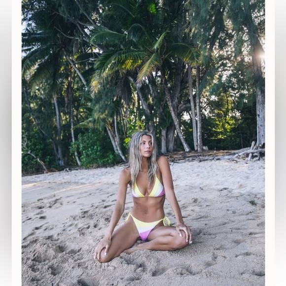 Hurley Summer Block Triangle Bikini Top Aster Mimosa NWT XL - Picture 3 of 5